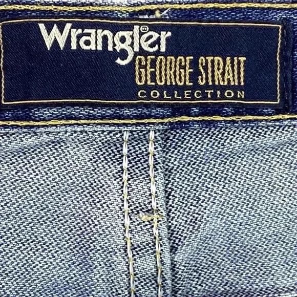 Wrangler Jeans Men 40X32 Blue George Strait Cowboy Cut Original Fit Medium Wash - Picture 7 of 8